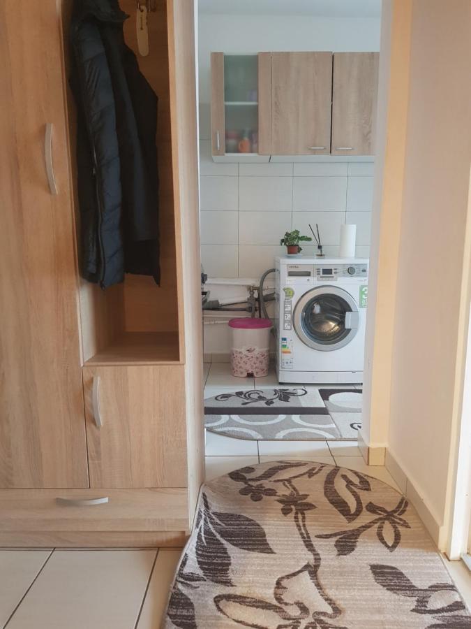 Garsoniera Emilia Apartamento Câmpulung Moldovenesc Exterior foto